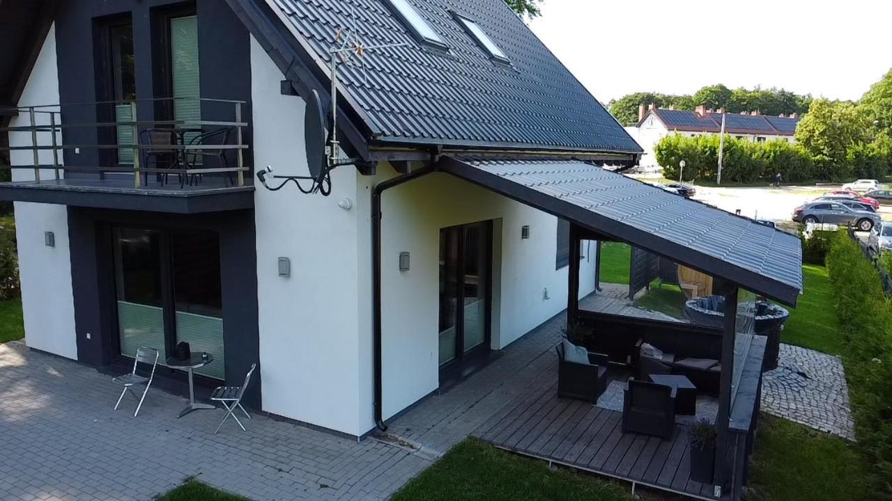 Villa Domowy Zakatek Tuchom Exterior foto